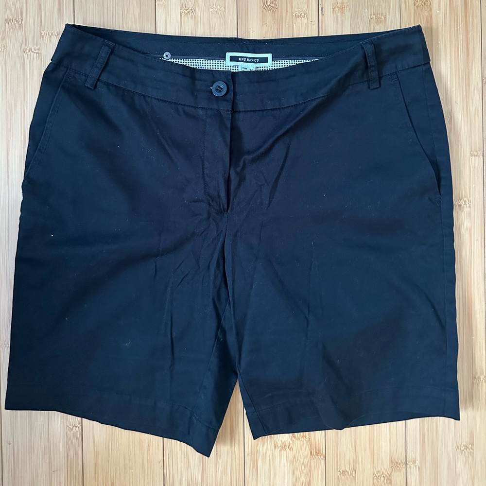 Mango Basics black shorts size 10